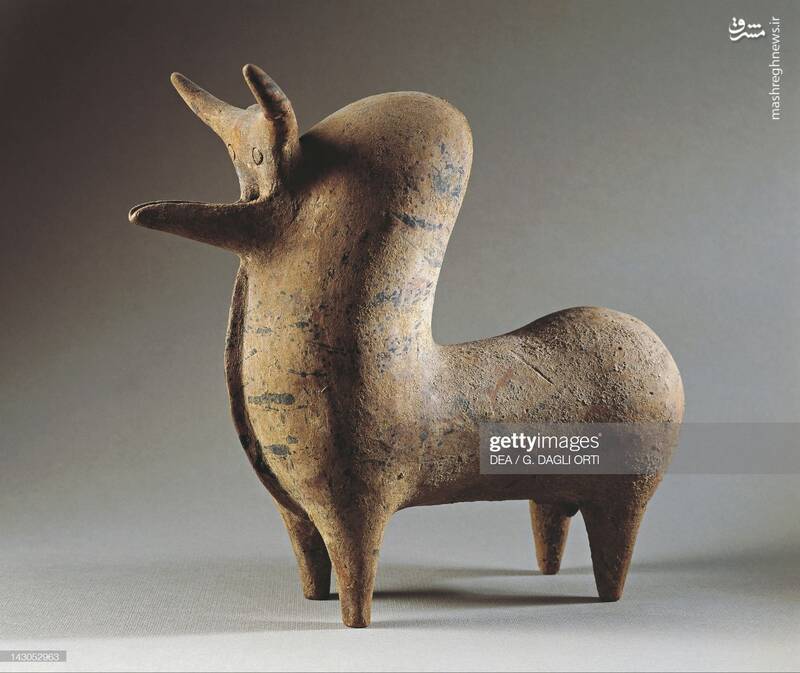 تصویری از یک مجسمه سه هزار ساله رودباری در موزه لوور