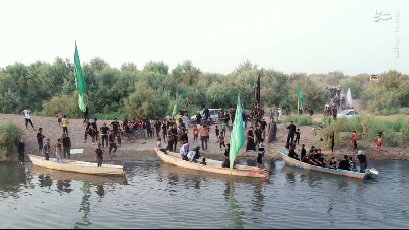 استقبال از زوار حسینی با قایق +عکس