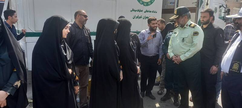 حضور فرمانده انتظامی پایتخت در راهپیمایی جاماندگان اربعین+تصاویر