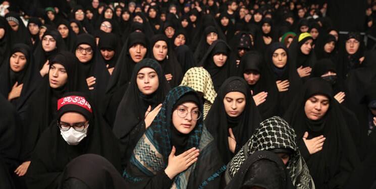 حاشیههایی از مراسم عزاداری در محضر رهبر انقلاب