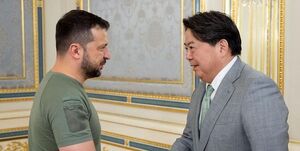 وعده کمک امنیتی وزیر خارجه ژاپن به رئیس جمهور اوکراین
