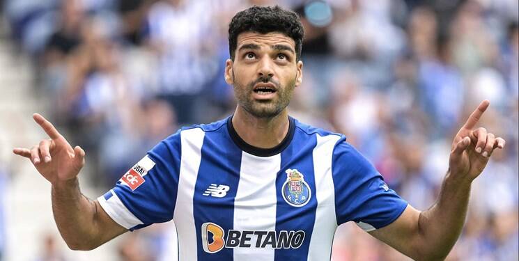 طارمی نماد فوتبالیست حرفهای مقابل توهین نژادپرستی