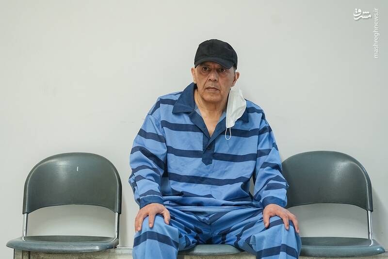 برگزاری جلسه دادرسی حقوقی سرکرده گروهک تروریستی تندر در دادگاه ویژه روابط بینالملل تهران/ محاکمه دولت آمریکا به واسطه حمایت از گروهک تروریستی تندر/ قاضی حسینزاده: شارمهد به صراحت مسئولیت حمله تروریستی حسینیه وصال شیراز را برعهده گرفته است