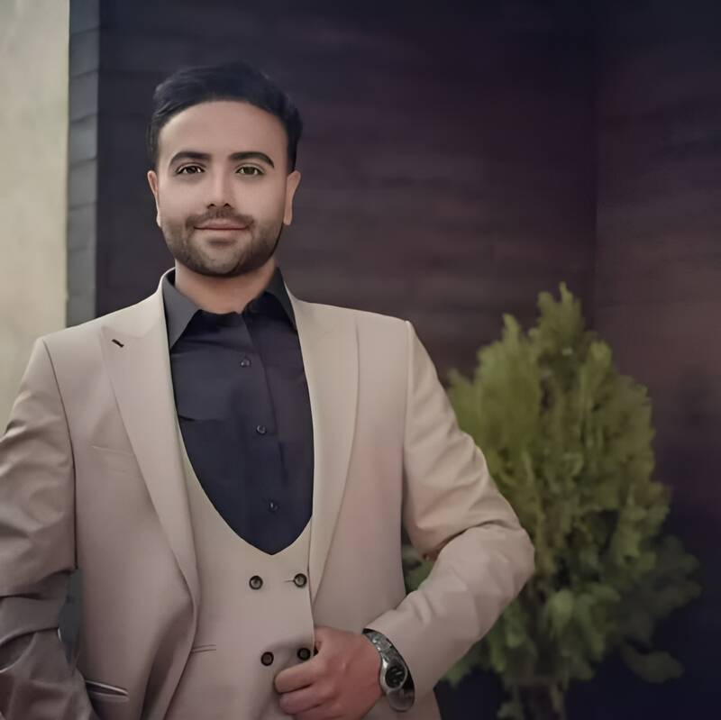 حسین اوجاقی؛ مهندس خوشتیپی که در اغتشاشات ۱۴۰۱ شهید شد+ عکس