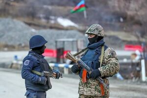 باکو : تجمع نیروهای ارمنستانی در مرز تهدیدی جدی است