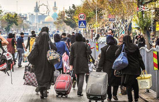 فیلم/ آمادگی مشهدی‌ها برای استقبال از زائران حرم رضوی