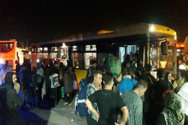 پایتخت معنوی ایران غرق ماتم و عزا / باز هوای حرمت آرزوست + عکس و فیلم 16