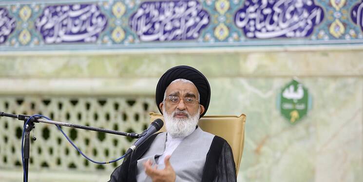 مراقب القائات دشمن برای ایجاد ناامنی و فتنه جدید باشید 4