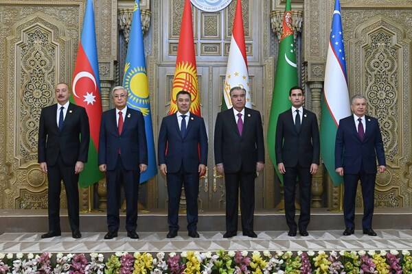 امضای ۵ سند همکاری در نشست سران آسیای مرکزی +عکس