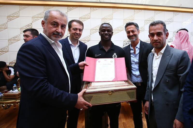 ذوق زدگی مدیران پرسپولیس برای دیدن رونالدو و حاشیههایی که به وجود آمد