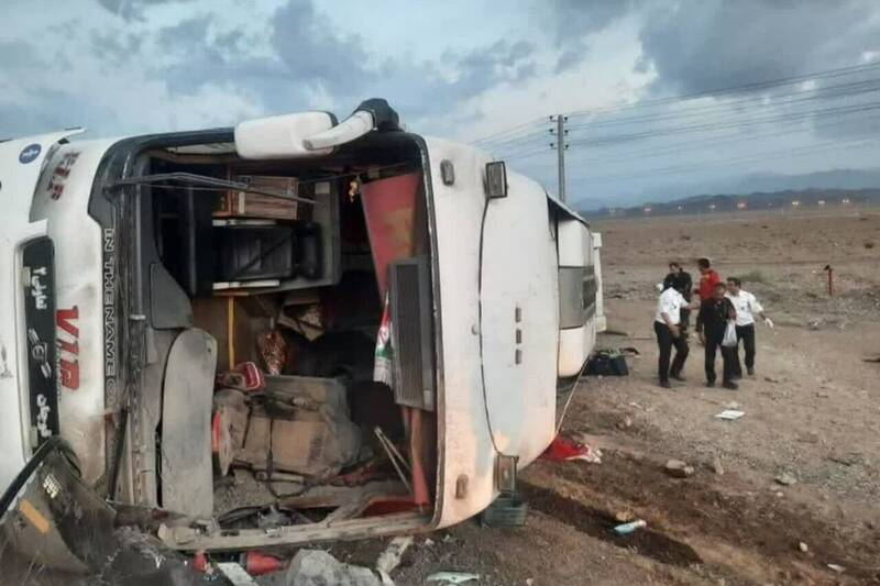 اتوبوس،رانندگان،پليس،جاده،راننده،راهور،رانندگي،تصادف،توقف،دل ...
