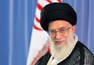 آیت‌الله خامنه‌ای مشتری طنزهای این کمدین بود/ ناسپاسی مجرمی که مورد رأفت نظام قرار گرفت!