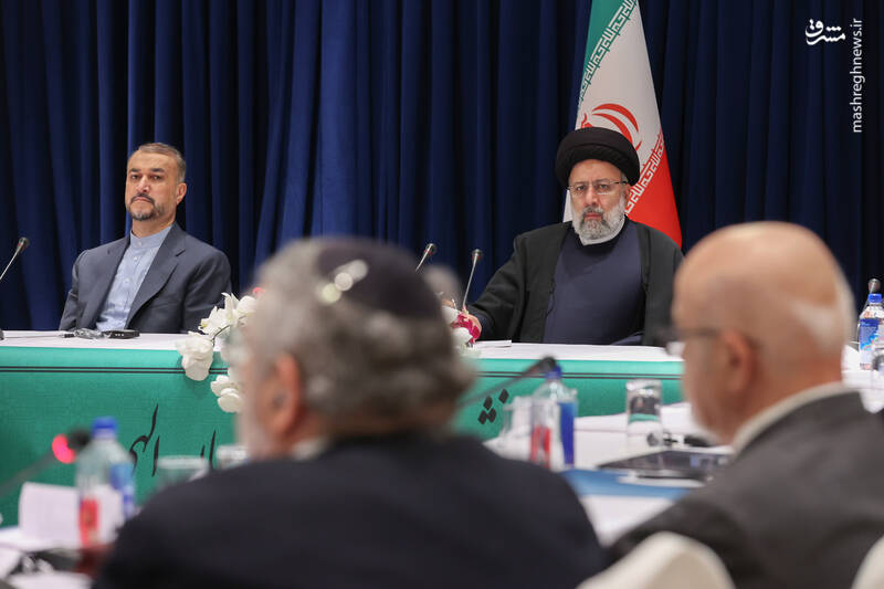 عکس/ نشست رئیسی با رهبران ادیان الهی