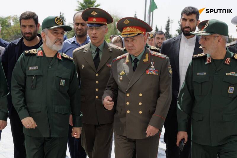 بازدید وزیر دفاع روسیه از دستاوردهای هوافضای سپاه+ فیلم