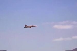 پرواز هواپیمای جنگی در رژه انصارلله یمن
