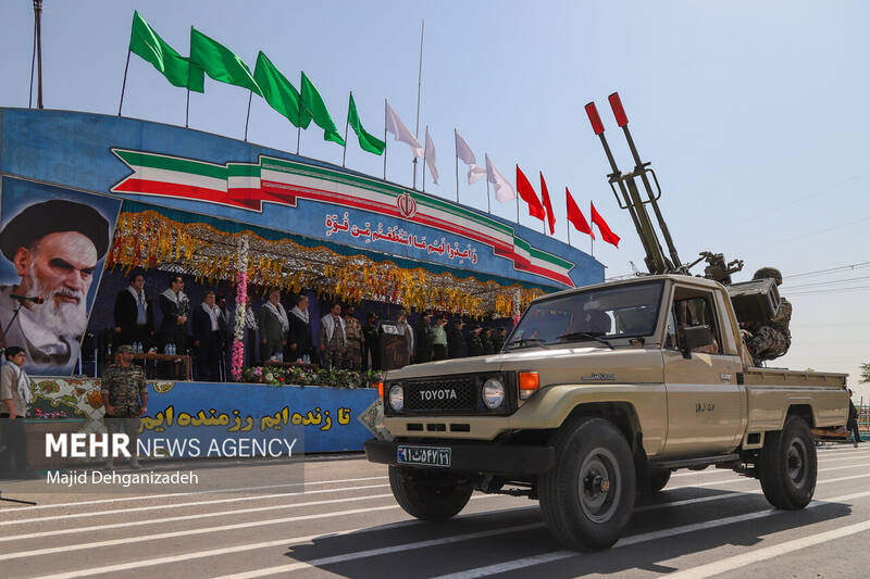 مراسم رژه نیروهای مسلح در استان یزد