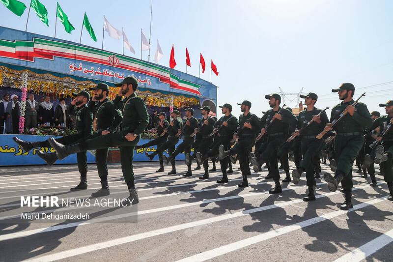 مراسم رژه نیروهای مسلح در استان یزد