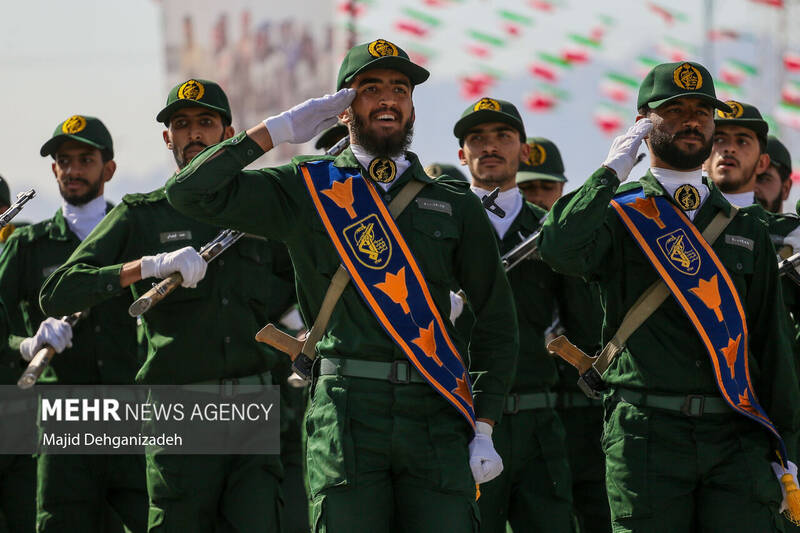 مراسم رژه نیروهای مسلح در استان یزد