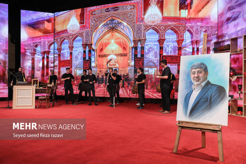 آئین اختتامیه نخستین کنگره ملی نوحهها و نغمههای عاشورایی بعدازظهر امروز یکشنبه ۲ مهر ماه ۱۴۰۲ با حضور حجت الاسلام محمد قمی رئیس سازمان تبلیغات اسلامی در سالن همایشهای برج میلاد و با معرفی برگزیدگان برگزار شد