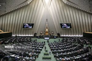 ادامه بررسی لایحه هفتم توسعه در دستور کار مجلس