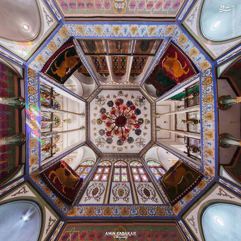 سقف تماشایی خانه ملاباشی اصفهان را از این زاویه ببینید