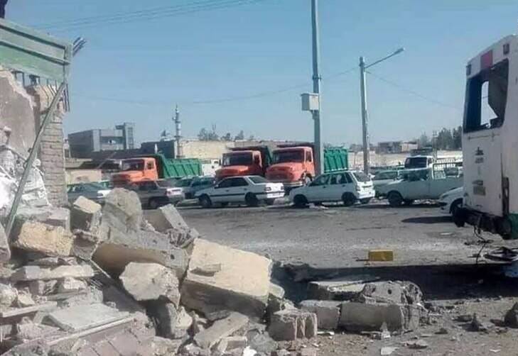 مروری بر واقعیتهای جمعه سیاه زاهدان+ عکس