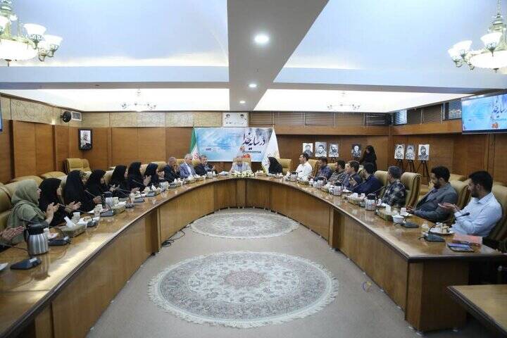 چرا در اشعار دفاع مقدس سهم خداوند کم شده است؟! 2