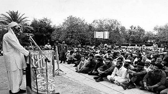 تبعید پربرکتی که مایه «وحدت» شد؛ رهبر انقلاب برای رساندن کدام بانوی ایرانشهری به بیمارستان داوطلب شدند؟ + عکس و فیلم 12