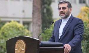 بازیگرانی که تبلیغات ضدنظام انجام میدهند نمیتواند در حوزه های قانونی فعالیت کنند
