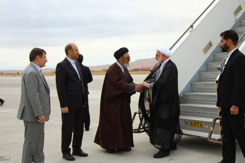 حضور رئیس قوه قضاییه در جمع دانشجویان دانشگاه تبریز/ حجتالاسلام اژهای: قوه قضاییه با تمام امکانات از فرماندهی انتظامی حمایت خواهد کرد