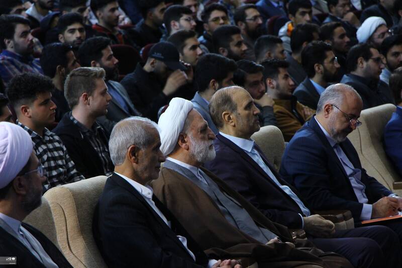 نشست قوه قضائیه با دانشجویان تبریزی