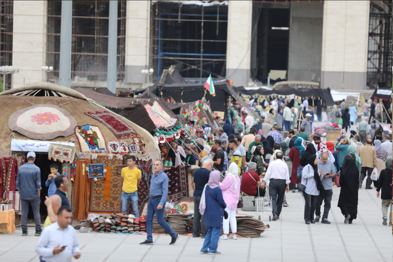 ‌حضور بانک صادرات ایران در نمایشگاه «روستا آباد» 3