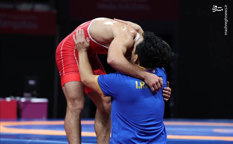 عکس / ضرب اولین طلای کشتی آزاد در هانگژو 6