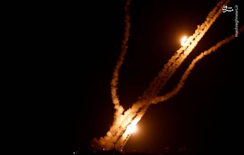 روز دوم عملیات طوفان الاقصی/ تبادل آتش سنگین در شهرک ماگان میان نیروهای مقاومت و صهیونیست/سفارتخانه های رژیم صهیونیستی در سراسر جهان به حالت آماده باش درآمدند/ حمله به صهیونیستها در مصر/ هلاکت ۱۵ صهیونیست در جنوب اشکلون+ عکس و فیلم