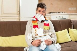 علل و راههای درمان انواع آب ریزش بینی