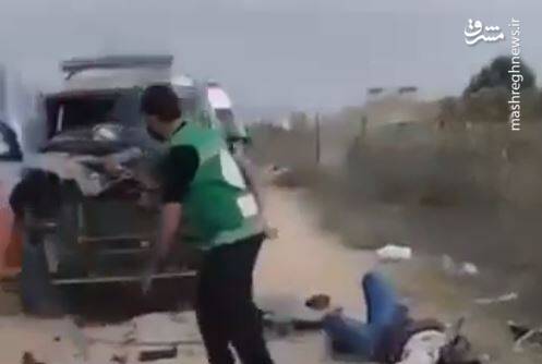 فیلم/ برخورد راکت اسرائیلی با خودرو آمبولانس در غزه