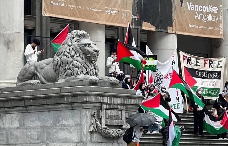 تظاهرکنندگان طرفدار فلسطین در تجمعی در ونکوور کانادا