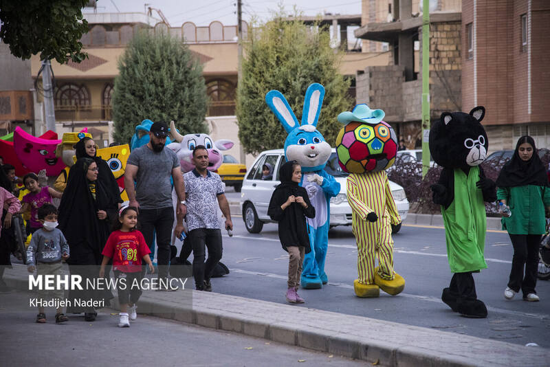 کاروان عروسک ها