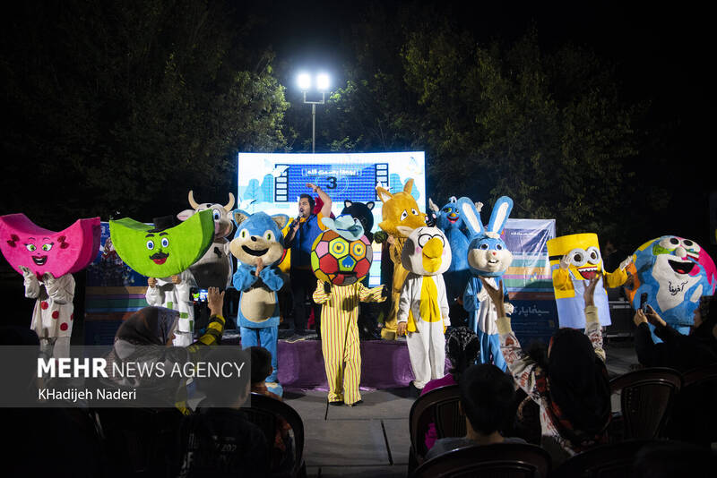 کاروان عروسک ها