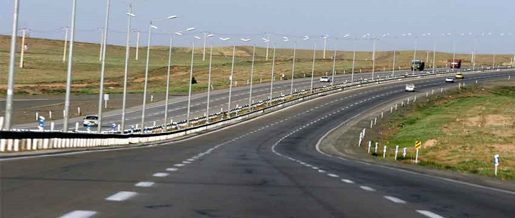 فاصله زمینی اصفهان تا تهران چقدر است؟