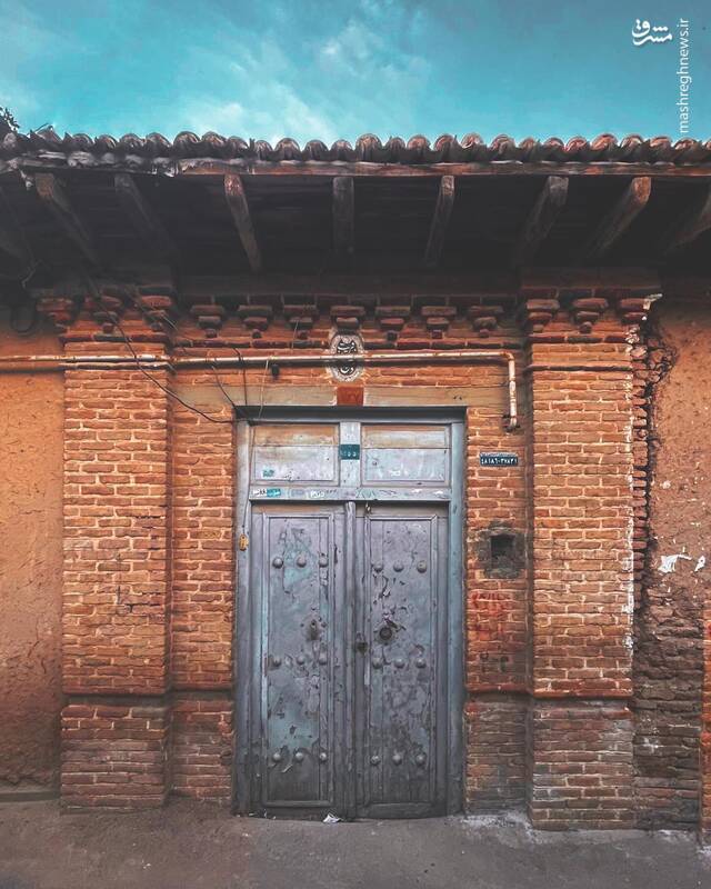 سر در خانه ای قدیمی در ساری +عکس