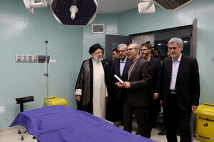 حضور رئیسی در افتتاح دو بیمارستان در دو شهرستان استان فارس