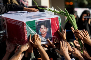 اعدام قاتل شهید غیرت در ملأ عام | جان یک جوان دیگر را هم گرفته بود