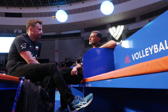 پیراهن گشاد بر تن ملیپوش والیبال؛ قمار با طعم «ویپ»!