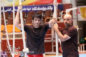 من کنار یزدانی باشم، تیلور را شکست میدهد