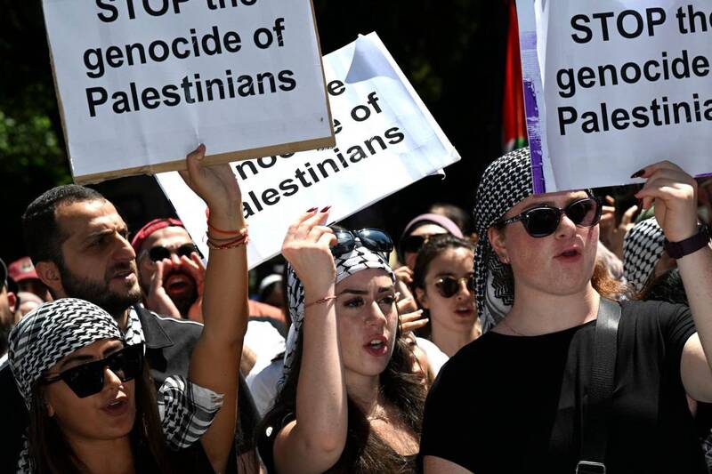 تظاهرات گسترده در سیدنی در حمایت از مردم غزه+ عکس