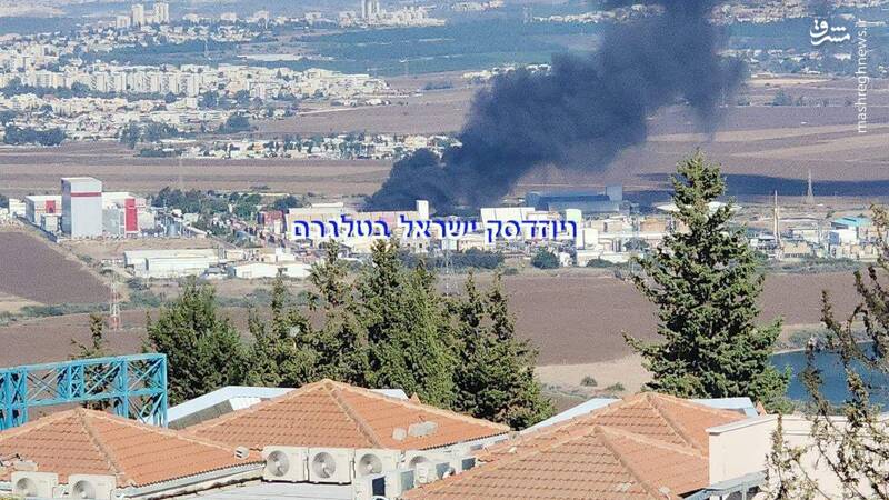 ไฟไหม้ที่เกิดจากขีปนาวุธ Ayash 250 โจมตีเมืองซาฟาด ไฟไหม้ที่เกิดจากขีปนาวุธ Ayash 250 โจมตีเมืองซาฟาด