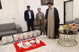 هدیه مقام معظم رهبری به دست چهار قلوهای بویراحمدی رسید