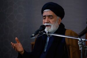 مداح پیشکسوت حرم رضوی درگذشت + فیلم