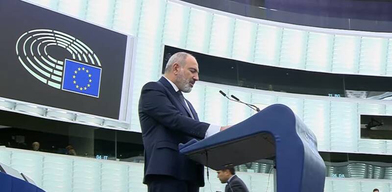 انتقاد تند پاشینیان از روسیه